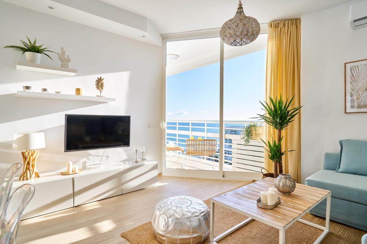 Sunset Beach Charming Apartment With Jacuzzi ตอร์เรโมลิโนส ภายนอก รูปภาพ