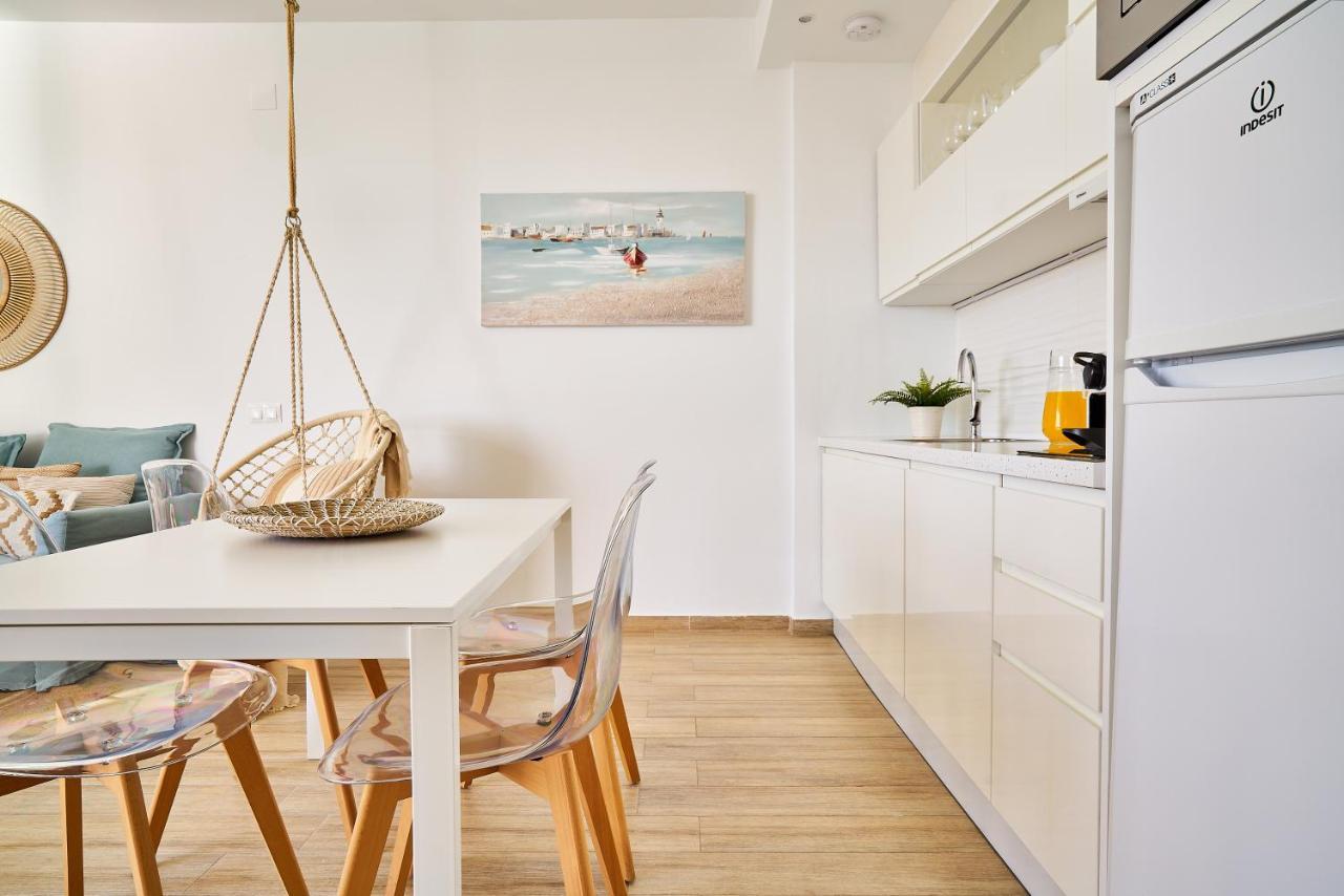 Sunset Beach Charming Apartment With Jacuzzi ตอร์เรโมลิโนส ภายนอก รูปภาพ