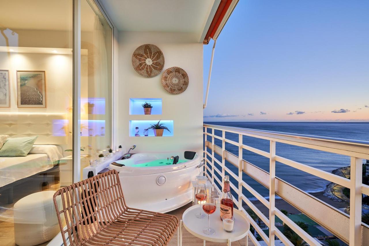 Sunset Beach Charming Apartment With Jacuzzi ตอร์เรโมลิโนส ภายนอก รูปภาพ