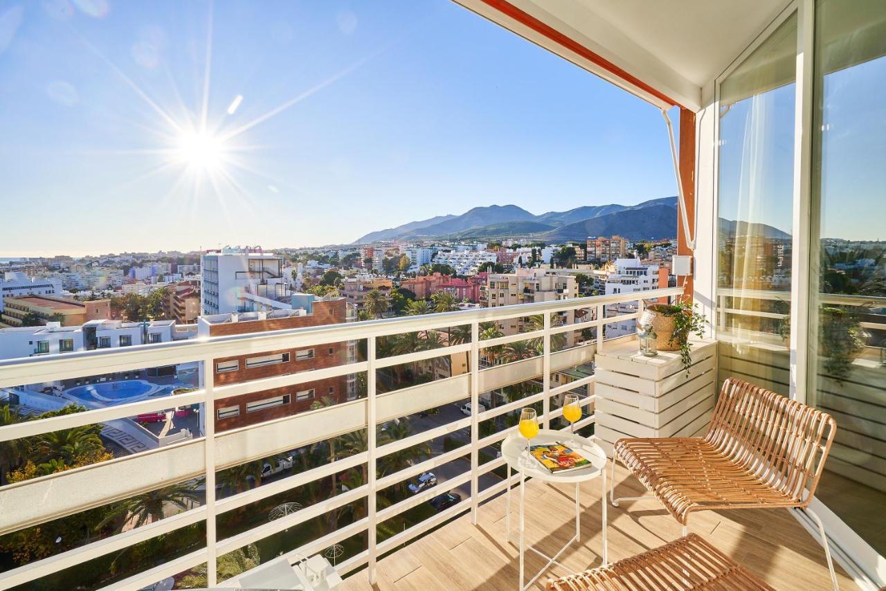 Sunset Beach Charming Apartment With Jacuzzi ตอร์เรโมลิโนส ภายนอก รูปภาพ